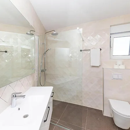 Apartment Awesome In Okrug Gornji With Wifi